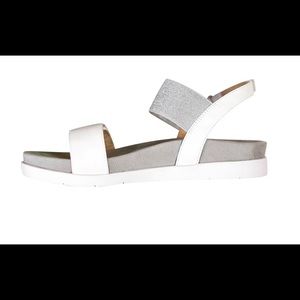 Super comfortable sandals